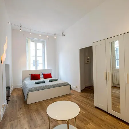 Coeur De Ville, Magnifique + Parking Apartment