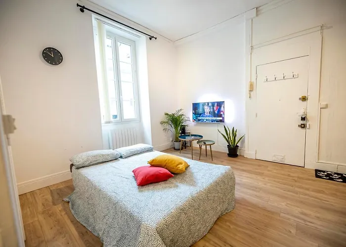 Wonderhost, Coeur De Ville, Magnifique Avec Parking *